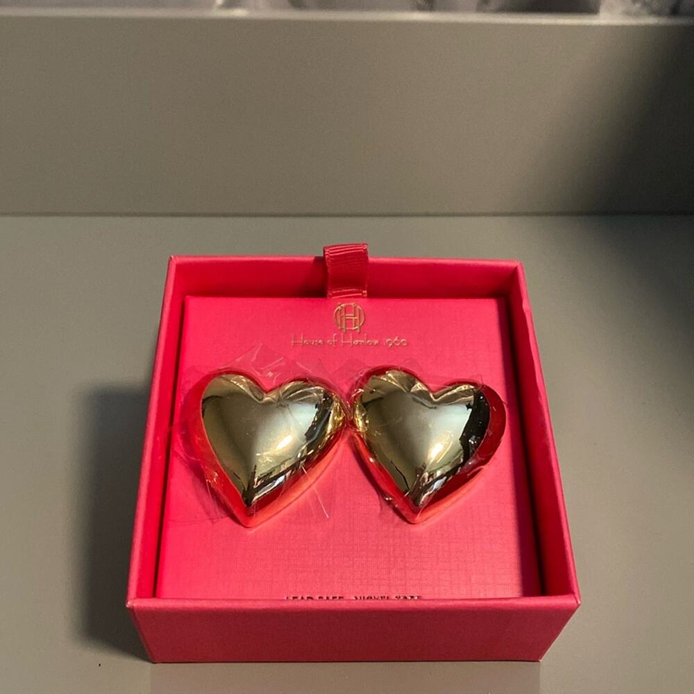 BNWT HOUSE OF HARLOW 1960 Heart Shaped Earrings